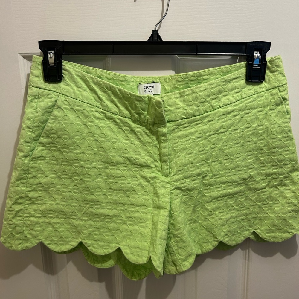 Crown & Ivy Light Green Scalloped High Waist Shorts